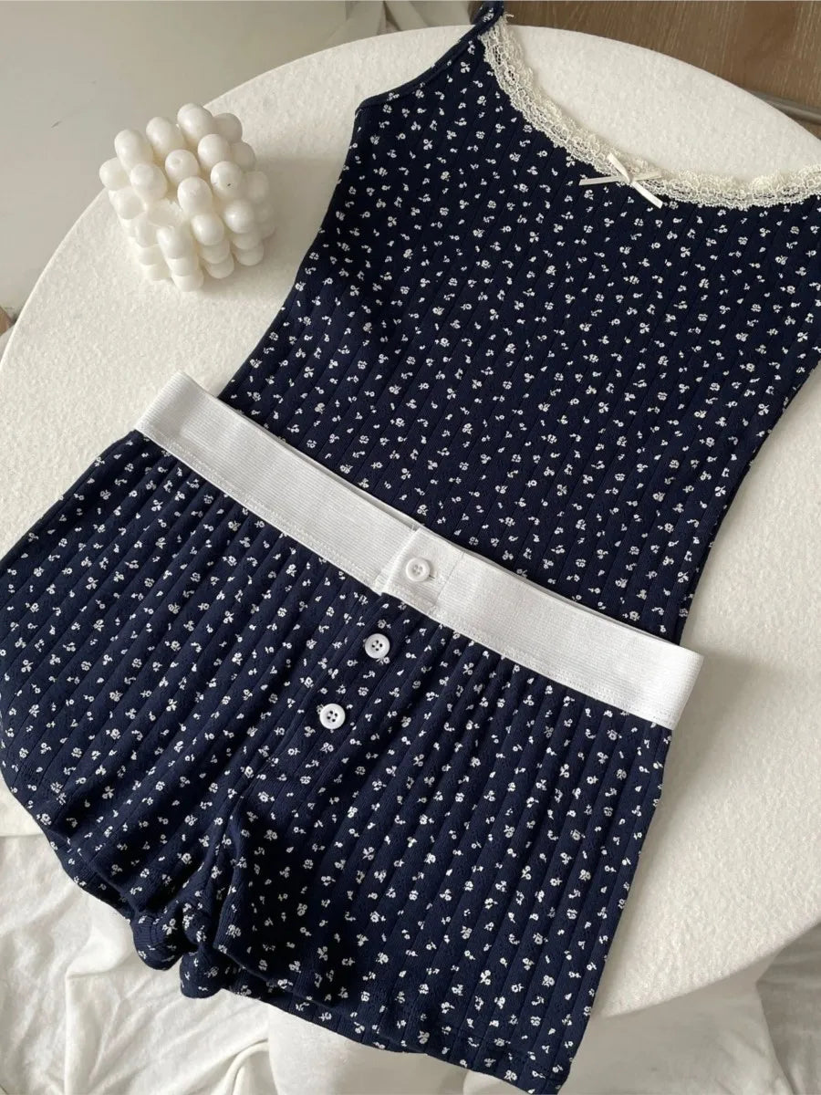Vintage Floral Eyelet Cropped Vest
